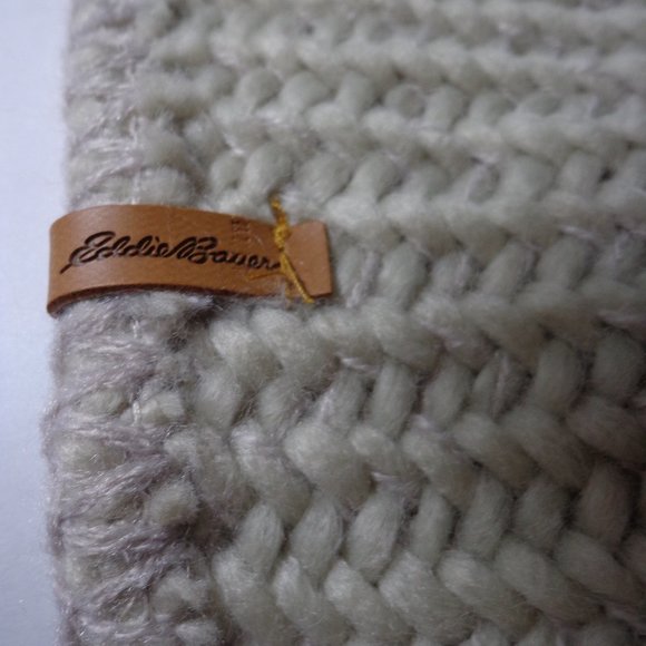 NWT Eddie Bauer Knit Fringed Shawl O/S Natural Soft! - Picture 14 of 16